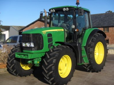 John Deere 6930