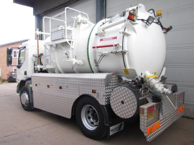 DAF LF 55.220 18 ton tanker