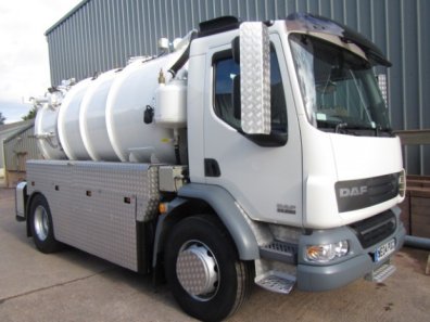 DAF LF 55.220 18 ton tanker