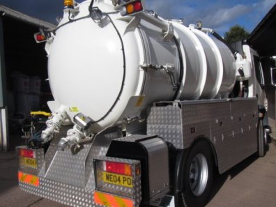 DAF LF 55.220 18 ton tanker