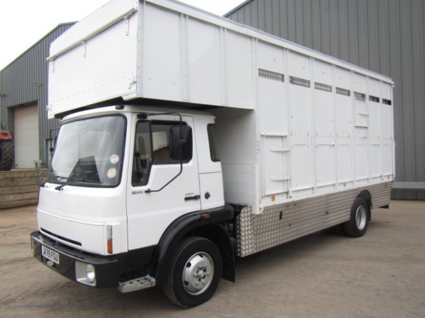 Bedford TL 8-14 cattle lorry