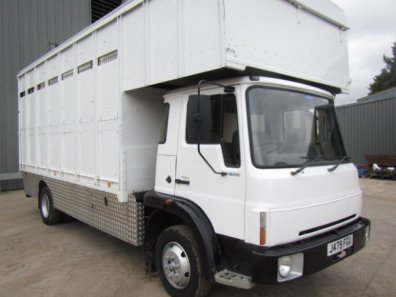 Bedford TL 8-14 cattle lorry