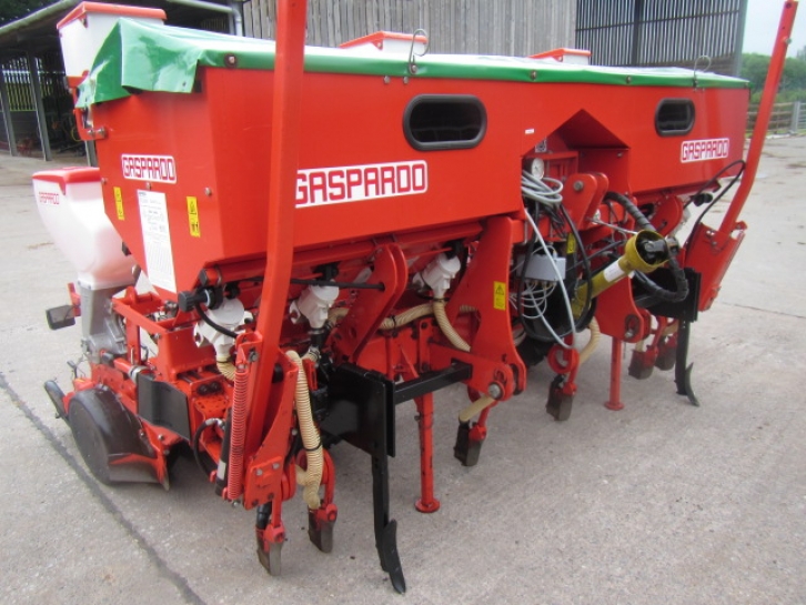 Gaspardo MTE 300 BB 6 row maize drill