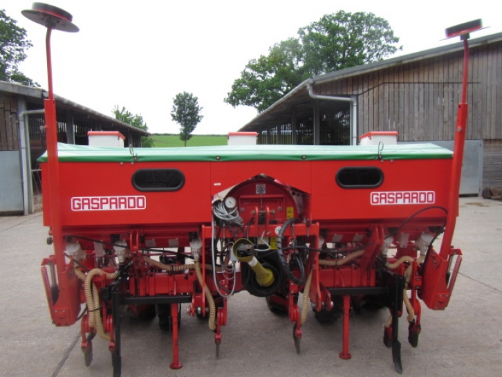 Gaspardo MTE 300 BB 6 row maize drill
