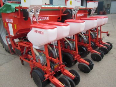 Gaspardo MTE 300 BB 6 row maize drill