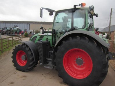Fendt 724 Profi-Plus
