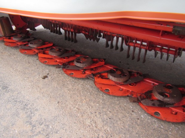 Kuhn 313D mounted mower conditioner