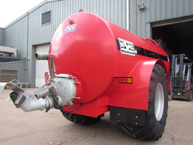 Hi-Spec 2500 Gallon slurry tanker
