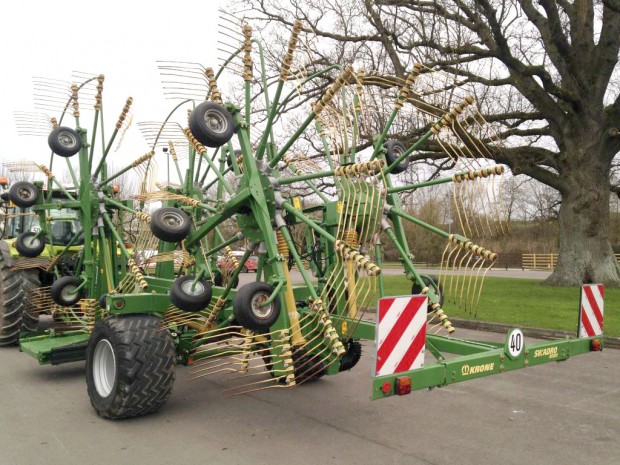 Krone Swadro 1400 Plus 4 rotor rake