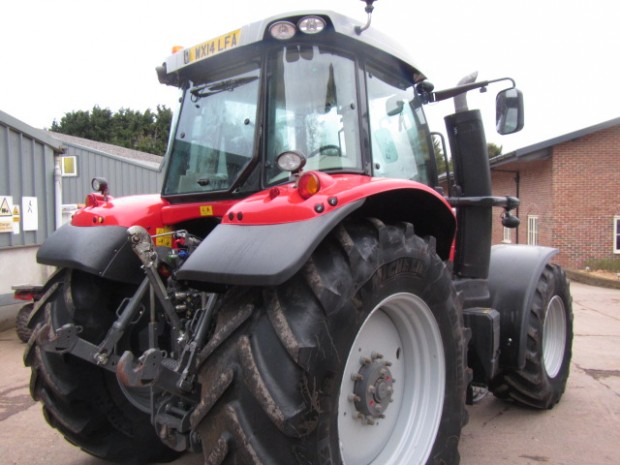 Massey Ferguson 7618