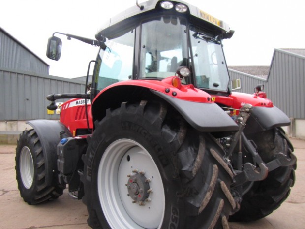 Massey Ferguson 7618