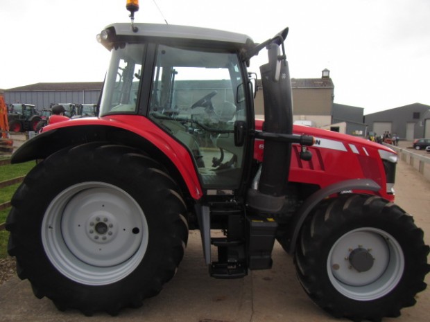 Massey Ferguson 6615