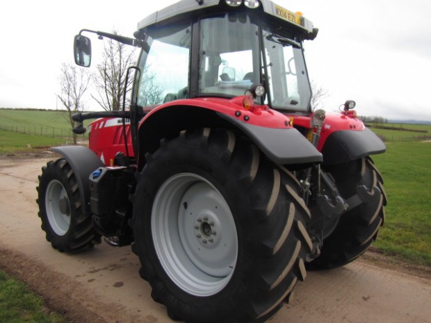 Massey Ferguson 6615