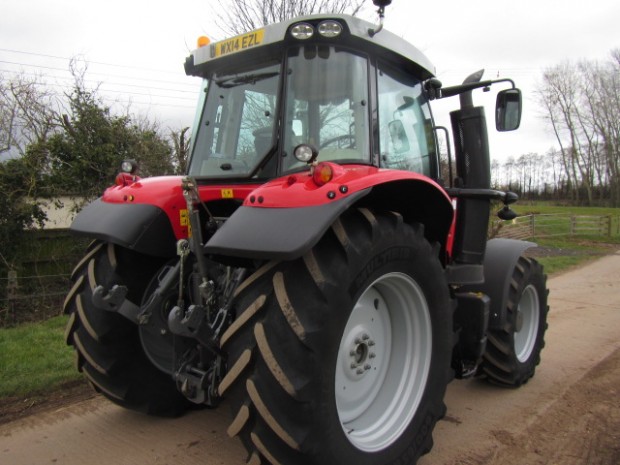 Massey Ferguson 6615