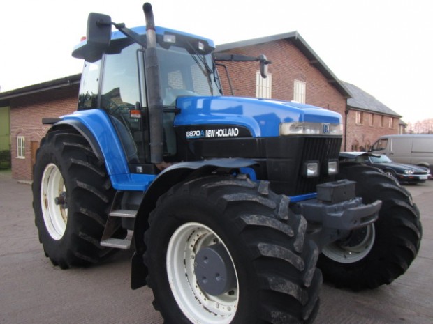 New Holland 8870A