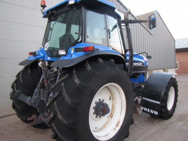 New Holland 8870A