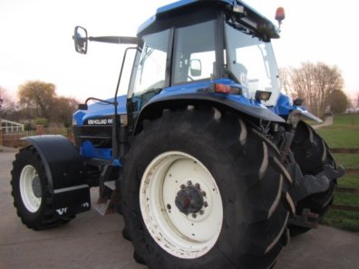 New Holland 8870A