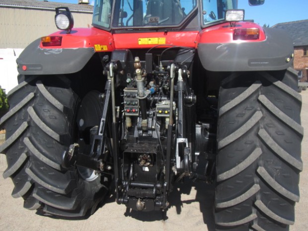 Massey Ferguson 8220 Xtra