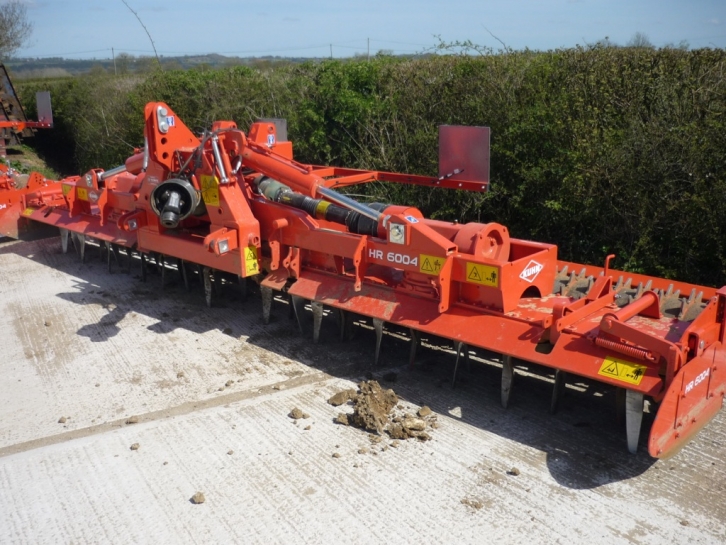 Kuhn HR 6004 6 Metre power harrow