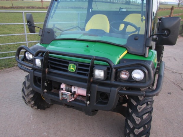 John Deere 855D XUV Gator