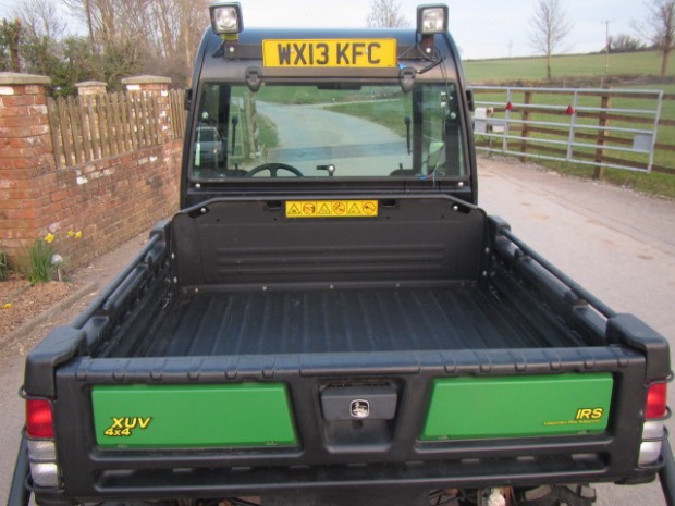 John Deere 855D XUV Gator