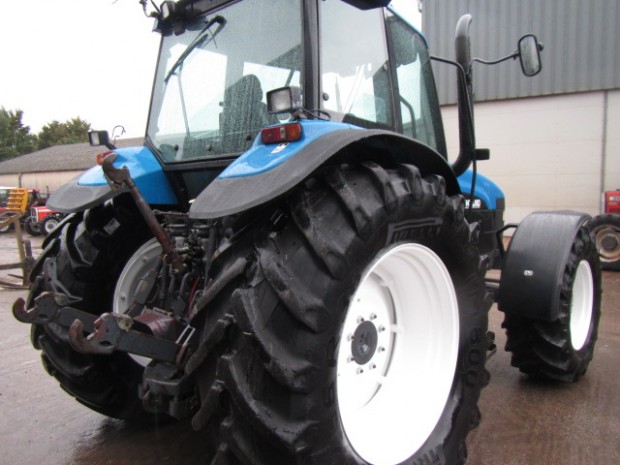 New Holland 8360
