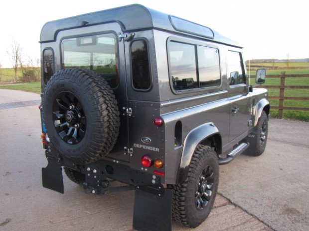 Land Rover 90 XS Station Wagon