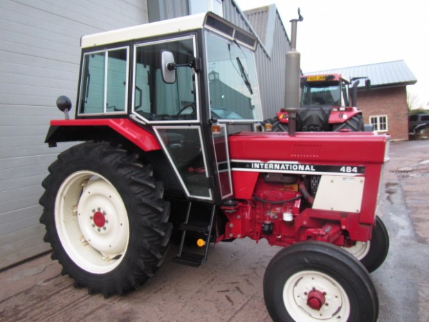International 484