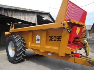 Richard Western D2095 rear discharge spreader