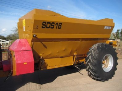 Richard Western SDS 16 Dual Spreader