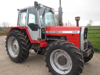 Massey Ferguson 699