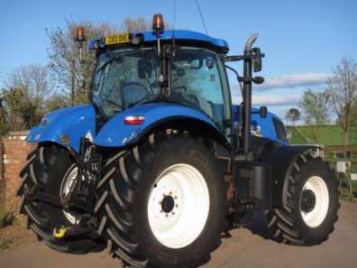 New Holland T7.200