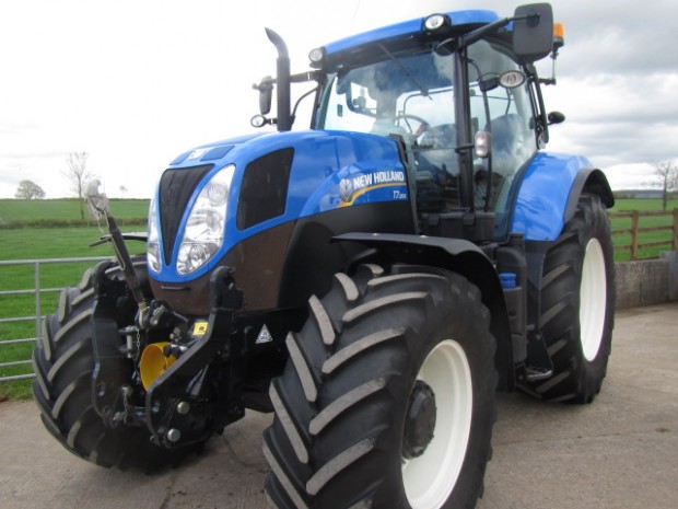 New Holland T7.200