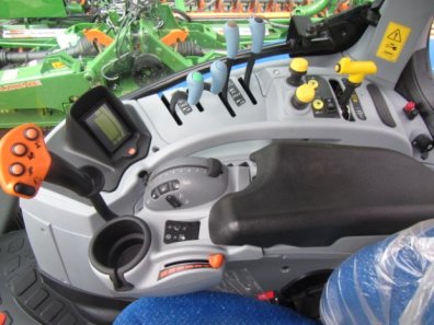 New Holland T7.200
