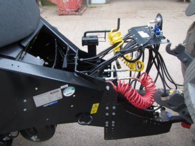 New Holland BB1290 baler