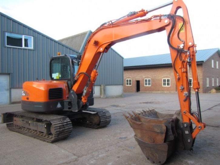 Doosan DX80R excavator