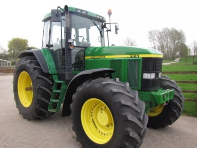 John Deere 7810