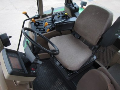 John Deere 7810