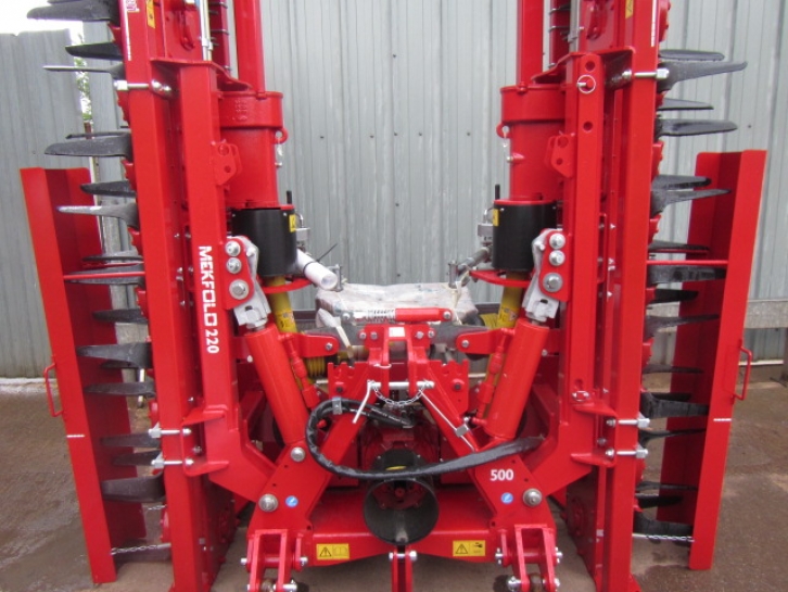 Breviglieri Mekfold 220 5 Metre power harrow