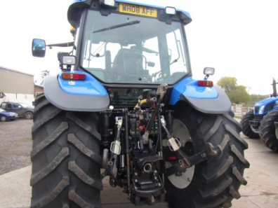 New Holland TM155