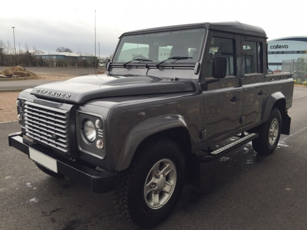 Land Rover 110 double cab XS