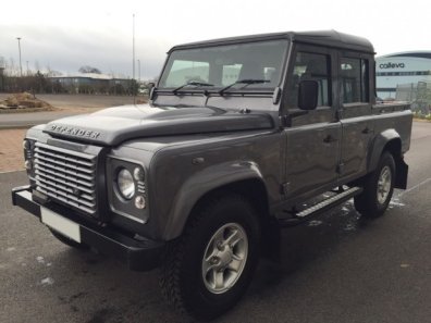 Land Rover 110 double cab XS