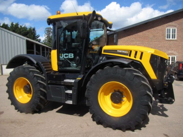 JCB Fastrac 4220