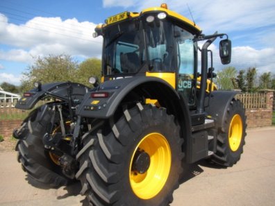 JCB Fastrac 4220