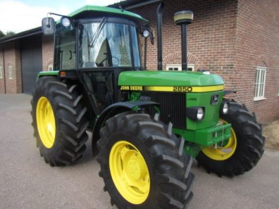 John Deere 2850