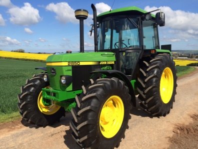 John Deere 2850