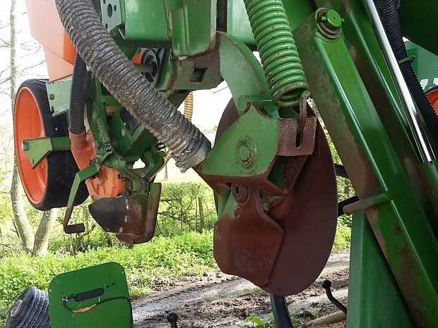 Amazone ED452-K 6 row maize drill