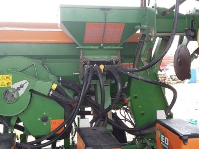 Amazone ED452-K 6 row maize drill