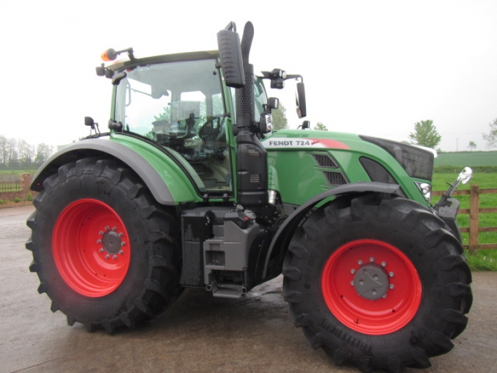 Fendt 724 Profi-Plus
