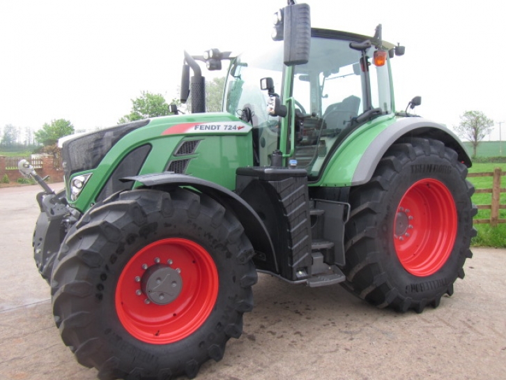 Fendt 724 Profi-Plus